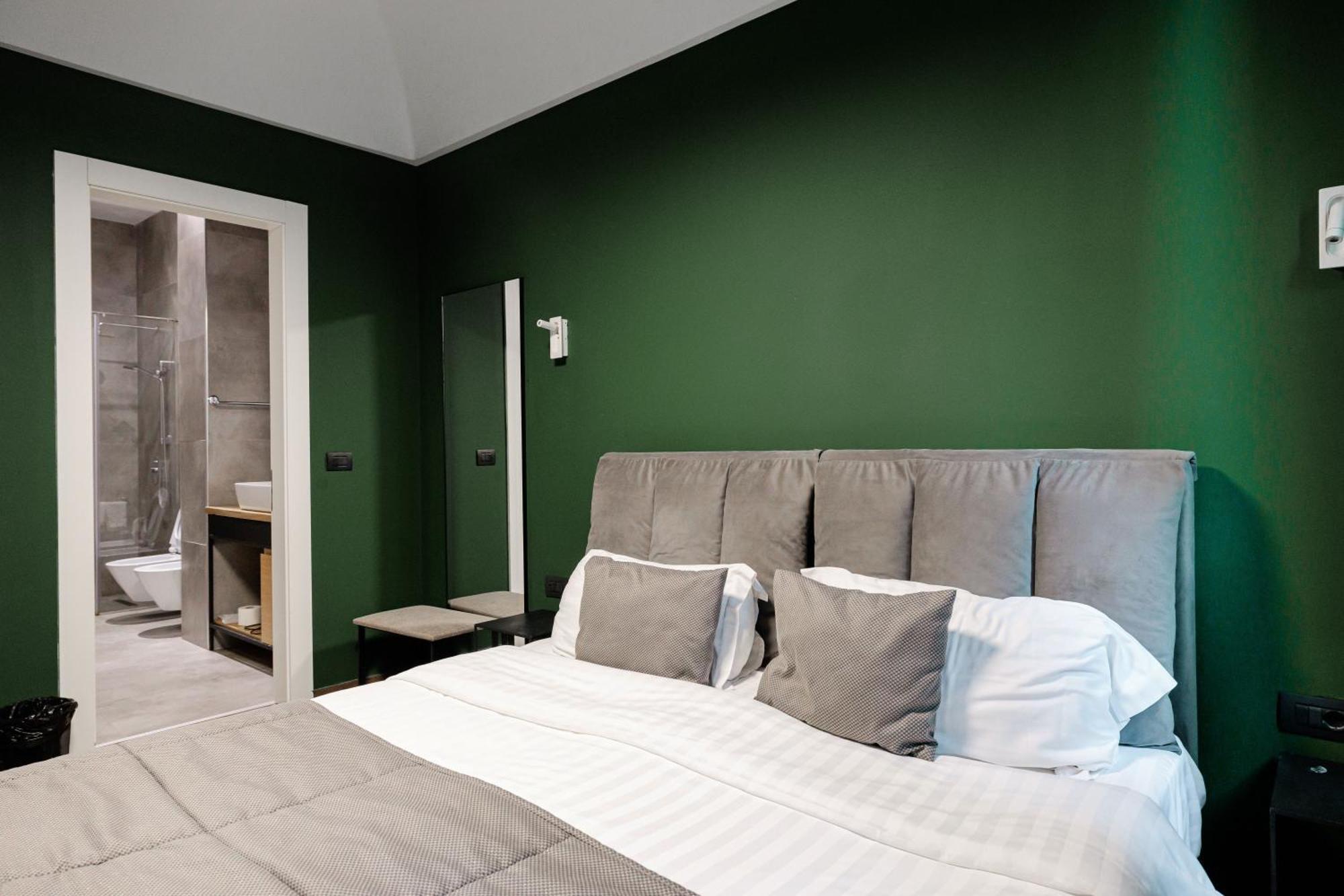 Boutique Hotel Whisky Tirana Exteriör bild