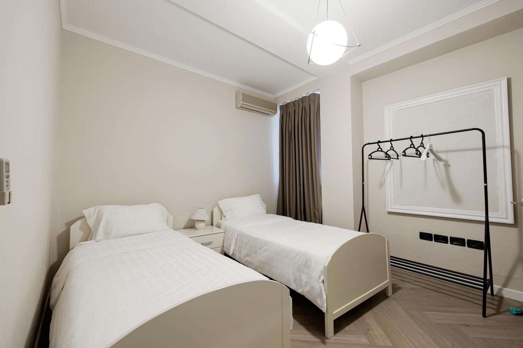 Boutique Hotel Whisky Tirana Exteriör bild