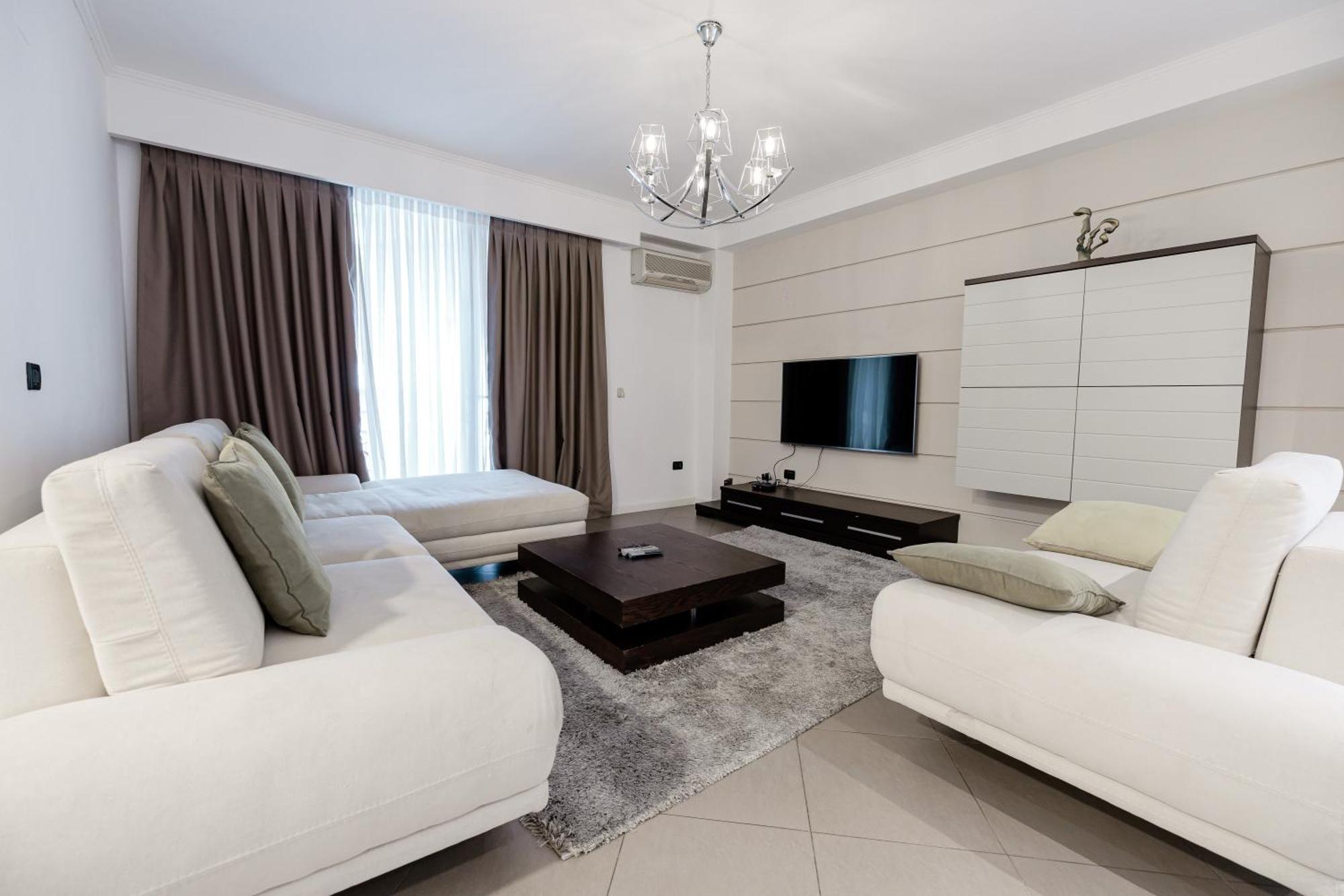 Boutique Hotel Whisky Tirana Exteriör bild
